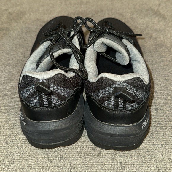 New Balance Comp Toe Shoes - Picture 4 of 9